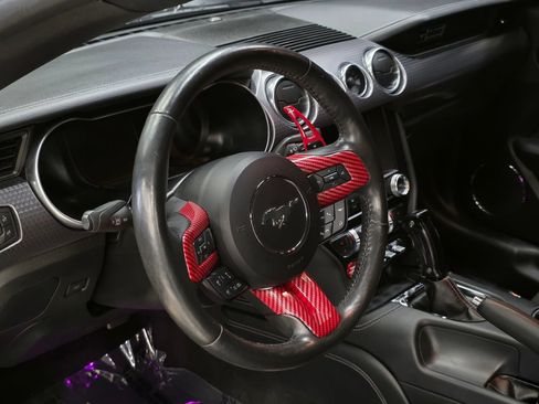 Used 2020 Ford Mustang GT Premium w/ GT Performance Package RWD image 22