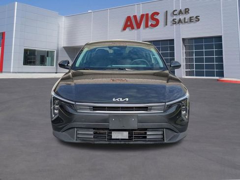 Used 2025 Kia K4 LXS image 2