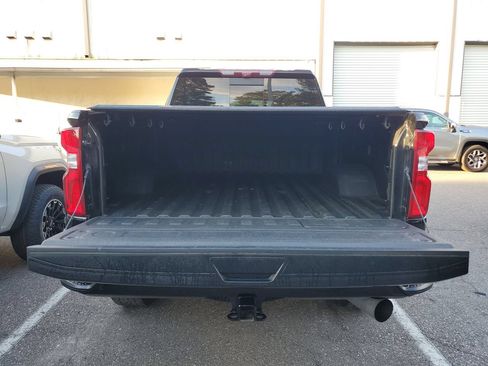 Used 2022 Chevrolet Silverado 2500 High Country w/ Z71 Off-Road Package AWD/4WD image 9