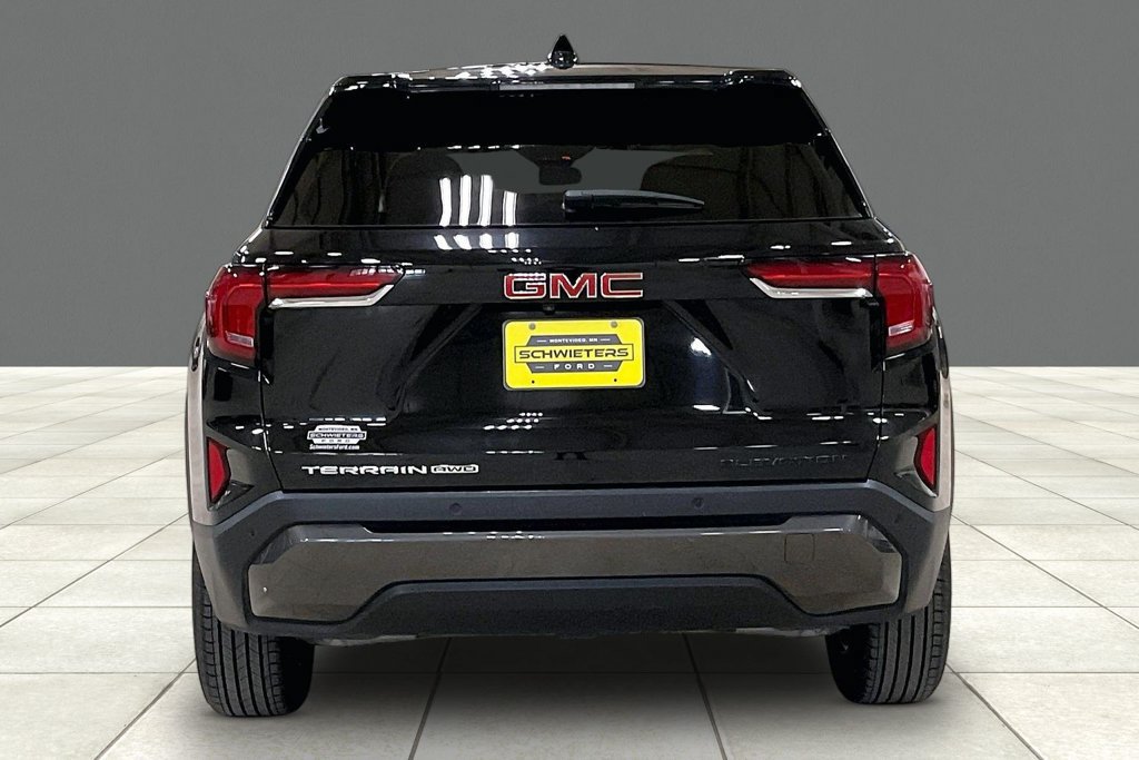 Used 2025 GMC Terrain Elevation AWD/4WD image 4