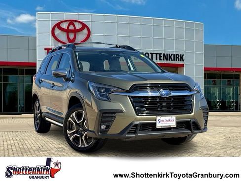 Used 2023 Subaru Ascent Limited w/ Technology Package image 1