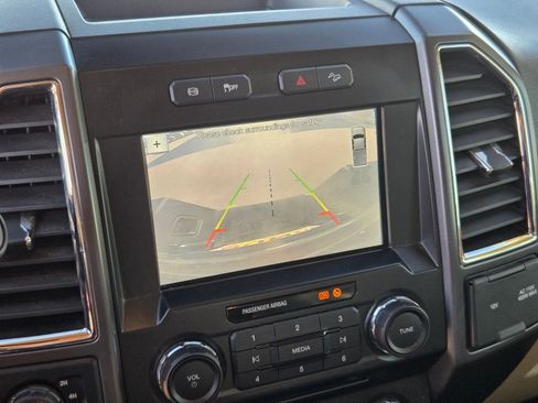 Used 2017 Ford F250 XLT w/ XLT Value Package image 18