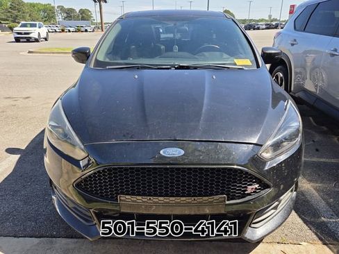 Used 2016 Ford Focus ST w/ Equipment Group 402A FWD image 2
