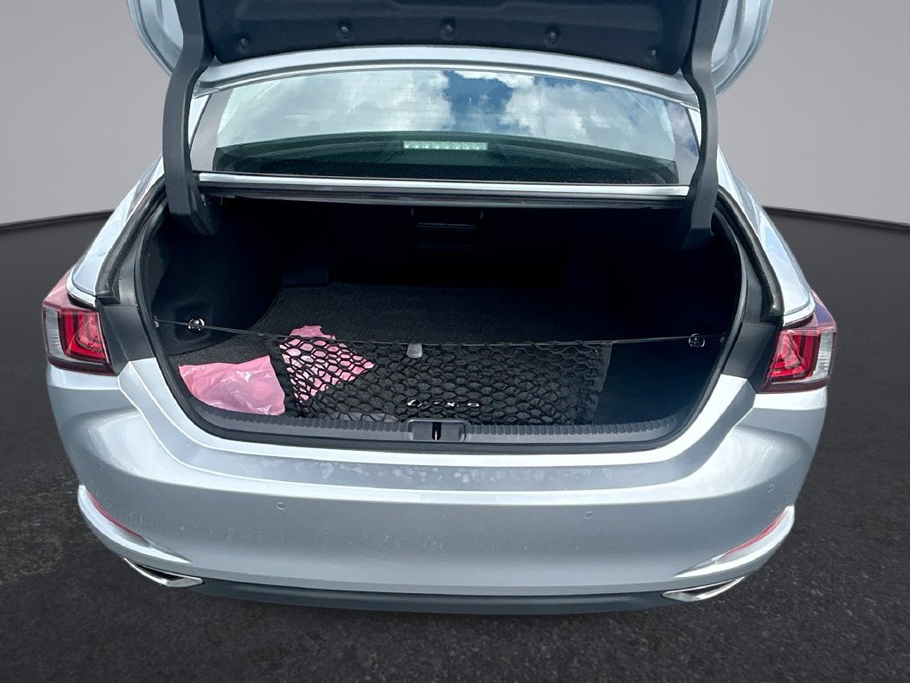 Used 2025 Lexus ES 350 w/ Premium Package FWD image 10