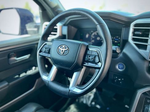 Used 2023 Toyota Sequoia Platinum AWD/4WD image 11