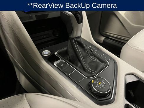 Used 2024 Volkswagen Tiguan SE R-Line image 14