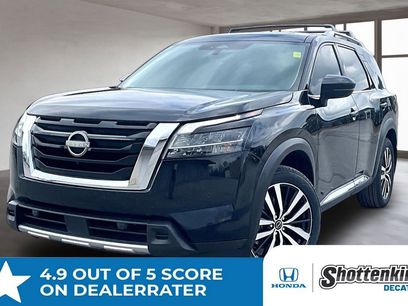Used 2024 Nissan Pathfinder Platinum w/ Cargo Package