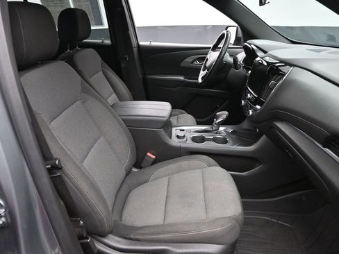 Certified 2023 Chevrolet Traverse LT w/ Midnight/Sport Edition image 7