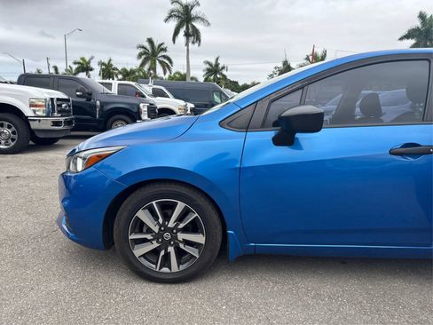 Used 2020 Nissan Versa S FWD image 12