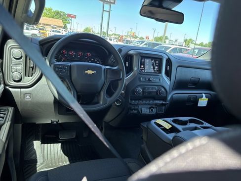 New 2026 Chevrolet Silverado 2500 Custom w/ Custom Value Package AWD/4WD image 20