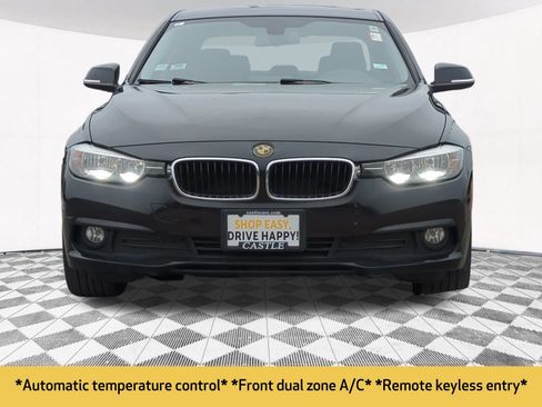 Used 2017 BMW 320i xDrive Sedan image 9