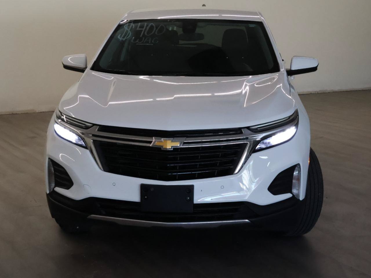 Used 2024 Chevrolet Equinox LT FWD image 23