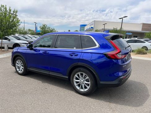 Used 2024 Honda CR-V EX-L image 4