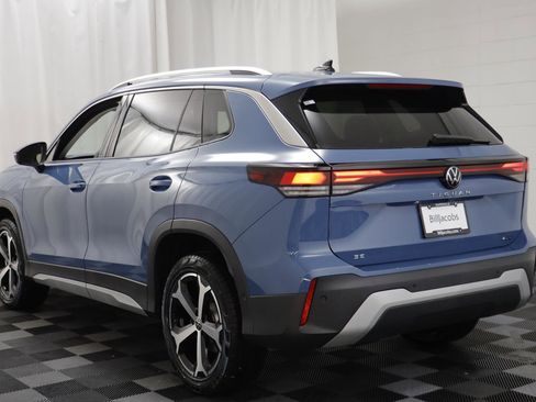 New 2026 Volkswagen Tiguan SE image 14