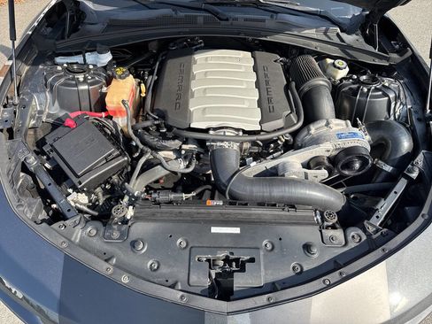 Used 2017 Chevrolet Camaro SS image 30