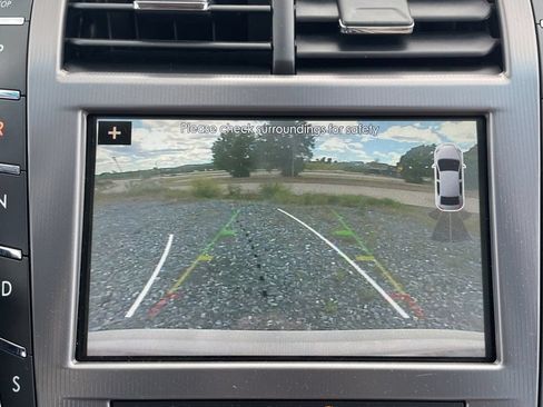 Used 2018 Lincoln MKZ Reserve w/ Climate Package FWD image 11