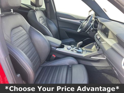 Used 2023 Alfa Romeo Stelvio Veloce image 28