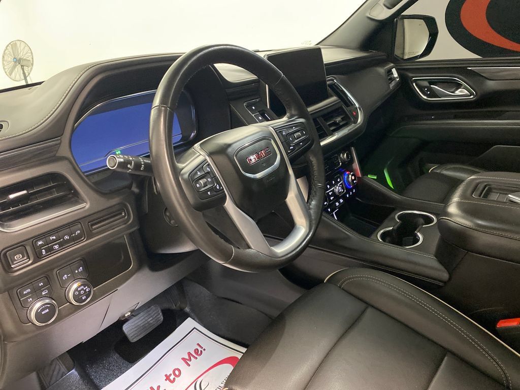 Used 2022 GMC Yukon SLT w/ SLT Premium Package AWD/4WD image 14