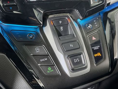 Used 2023 Honda Odyssey Touring image 17