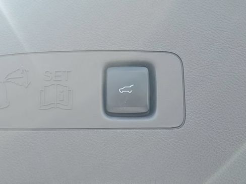 Certified 2023 Lincoln Corsair AWD w/ Equipment Group 101A image 8