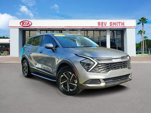 Certified 2024 Kia Sportage LX AWD/4WD image 1