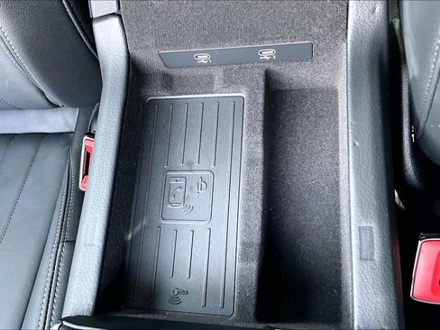 Used 2023 Audi A6 2.0T Premium w/ Convenience Package image 15