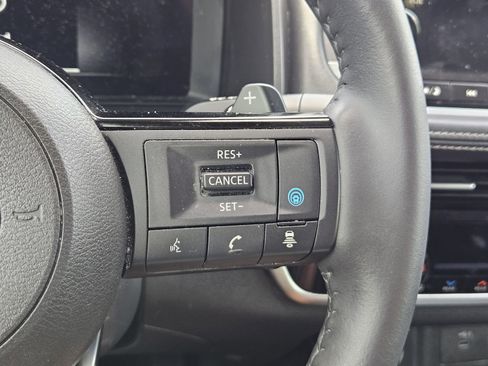 Used 2023 Nissan Rogue Platinum w/ Platinum Premium Package FWD image 25