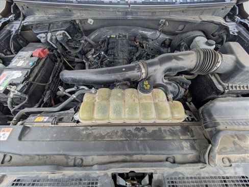 Used 2021 Ford Expedition Limited RWD image 18