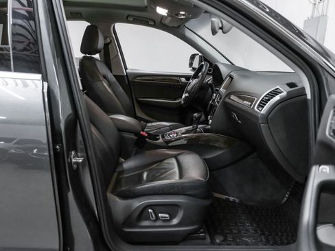 Used 2016 Audi Q5 2.0T Premium Plus w/ Technology Package AWD/4WD image 32
