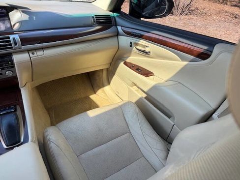 Used 2014 Lexus LS 460 Base 4dr Sedan image 23