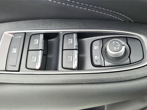 Used 2025 Subaru Outback Limited XT image 16