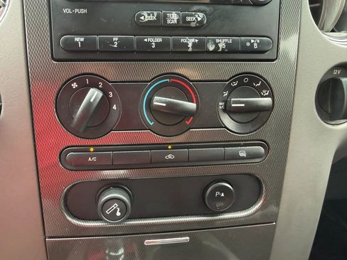 Used 2007 Ford F150 XLT RWD image 16