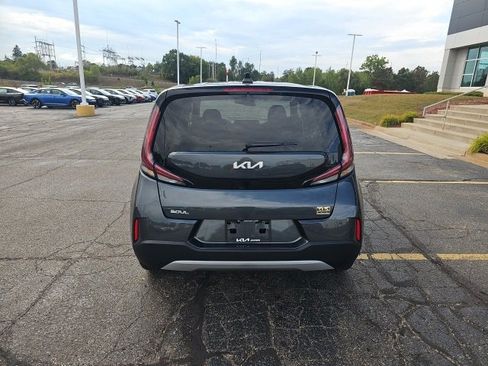 New 2025 Kia Soul S image 3
