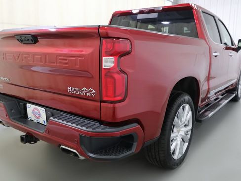 Certified 2023 Chevrolet Silverado 1500 High Country w/ Technology Package AWD/4WD image 19