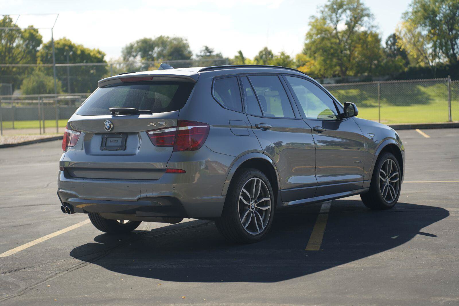 Used 2017 BMW X3 xDrive28i AWD/4WD image 5