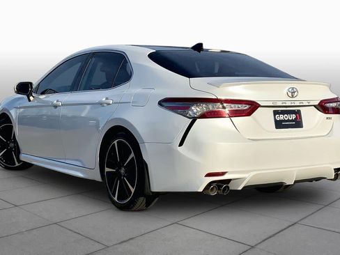 Used 2019 Toyota Camry XSE FWD image 12