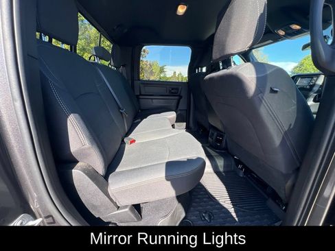 Used 2024 RAM 2500 Tradesman w/ Chrome Appearance Group AWD/4WD image 27