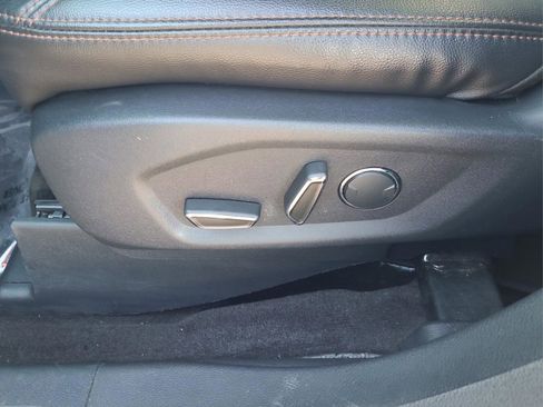 Used 2017 Ford Explorer XLT w/ Equipment Group 202A image 16