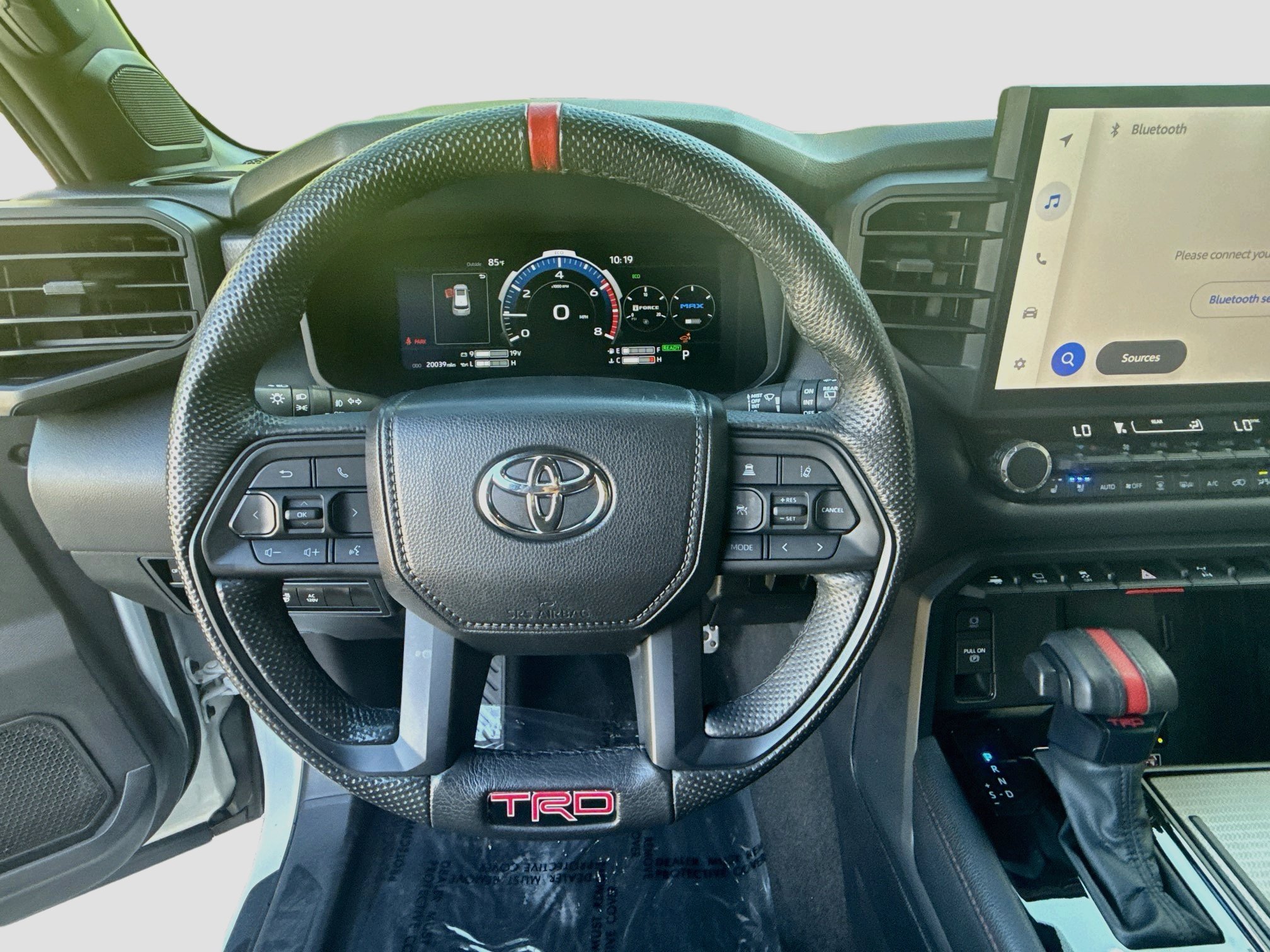 Used 2025 Toyota Sequoia TRD Pro AWD/4WD image 10