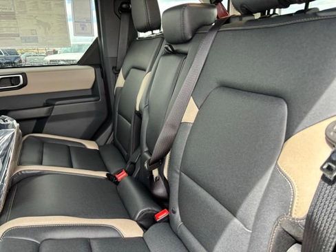 New 2026 Ford Bronco Big Bend w/ Black Diamond Package AWD/4WD image 16