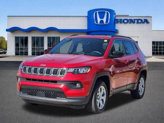 Used 2024 Jeep Compass Latitude AWD/4WD video 2