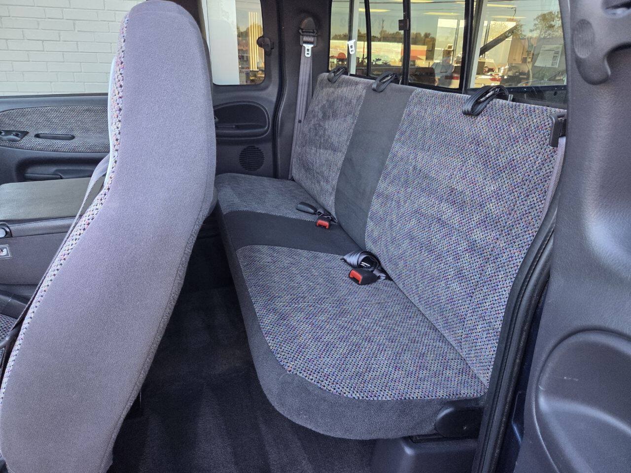Used 2001 Dodge Ram 1500 Truck 2WD Quad Cab image 13