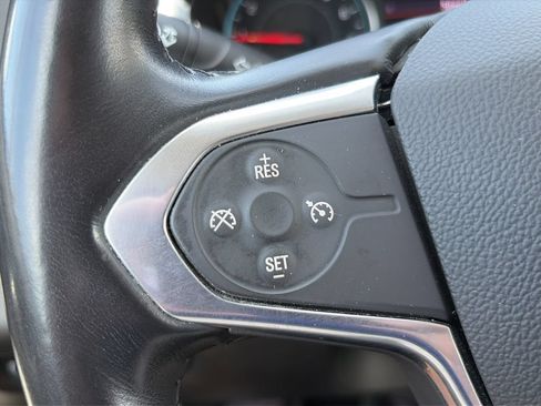 Used 2020 Chevrolet Traverse LT w/ LT Premium Package AWD/4WD image 27