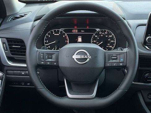 New 2026 Nissan Rogue SV image 20