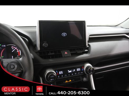 Certified 2023 Toyota RAV4 XLE w/ Convenience Package image 9