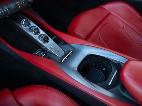Used 2019 Ferrari Portofino image 50