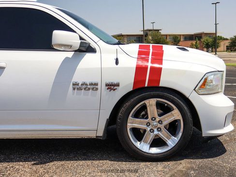 Used 2013 RAM 1500 R/T w/ Convenience Group RWD image 11