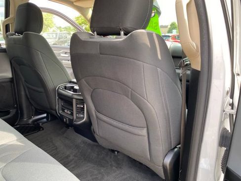 Used 2020 RAM 1500 Big Horn AWD/4WD image 34