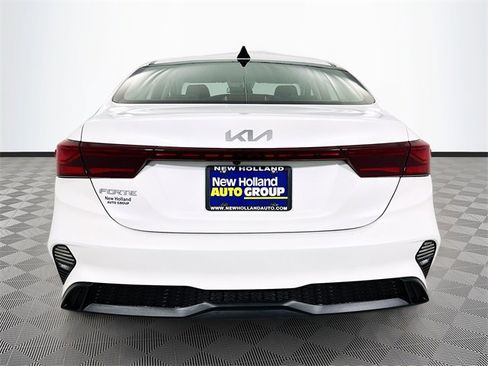 Used 2023 Kia Forte LXS image 6