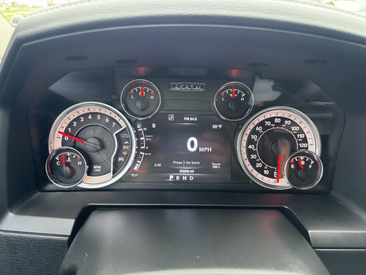 Used 2016 RAM 1500 Laramie w/ Convenience Group AWD/4WD image 17